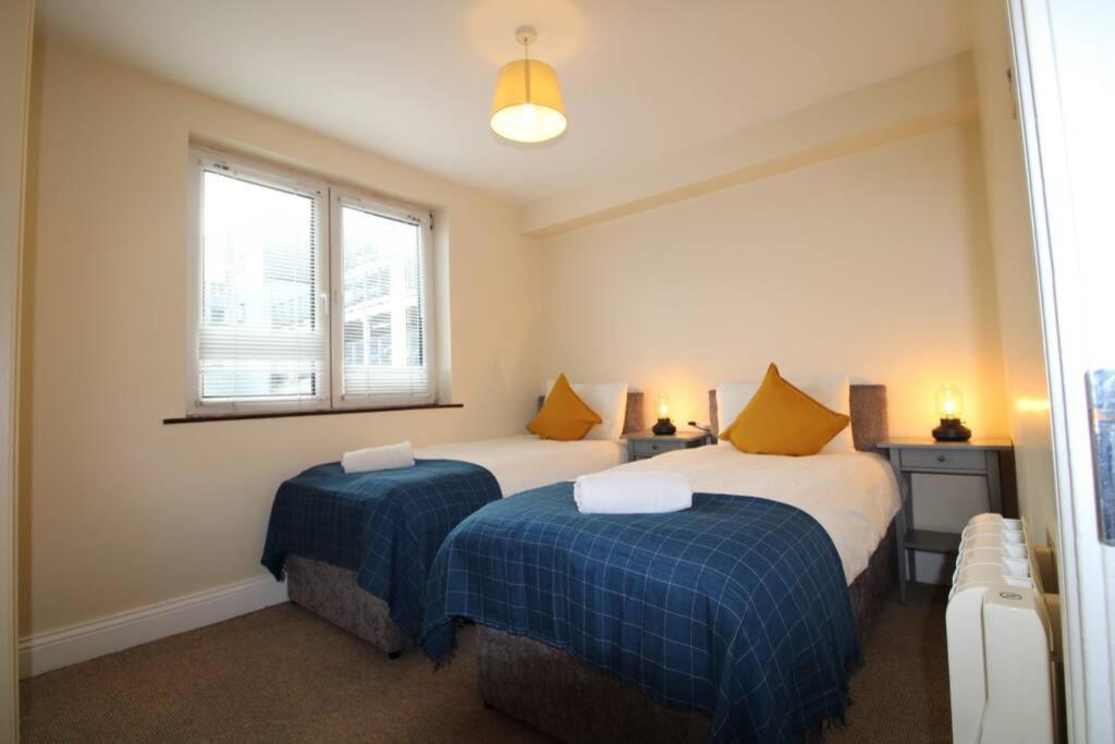 Апартаменты Large 3 Bed, Galway City Centre Экстерьер фото