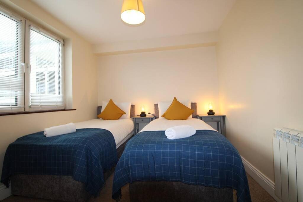 Апартаменты Large 3 Bed, Galway City Centre Экстерьер фото